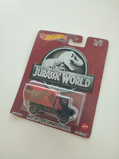 Hot Wheels Premium Jurassic World Mercedes-Benz Unimog U1300L