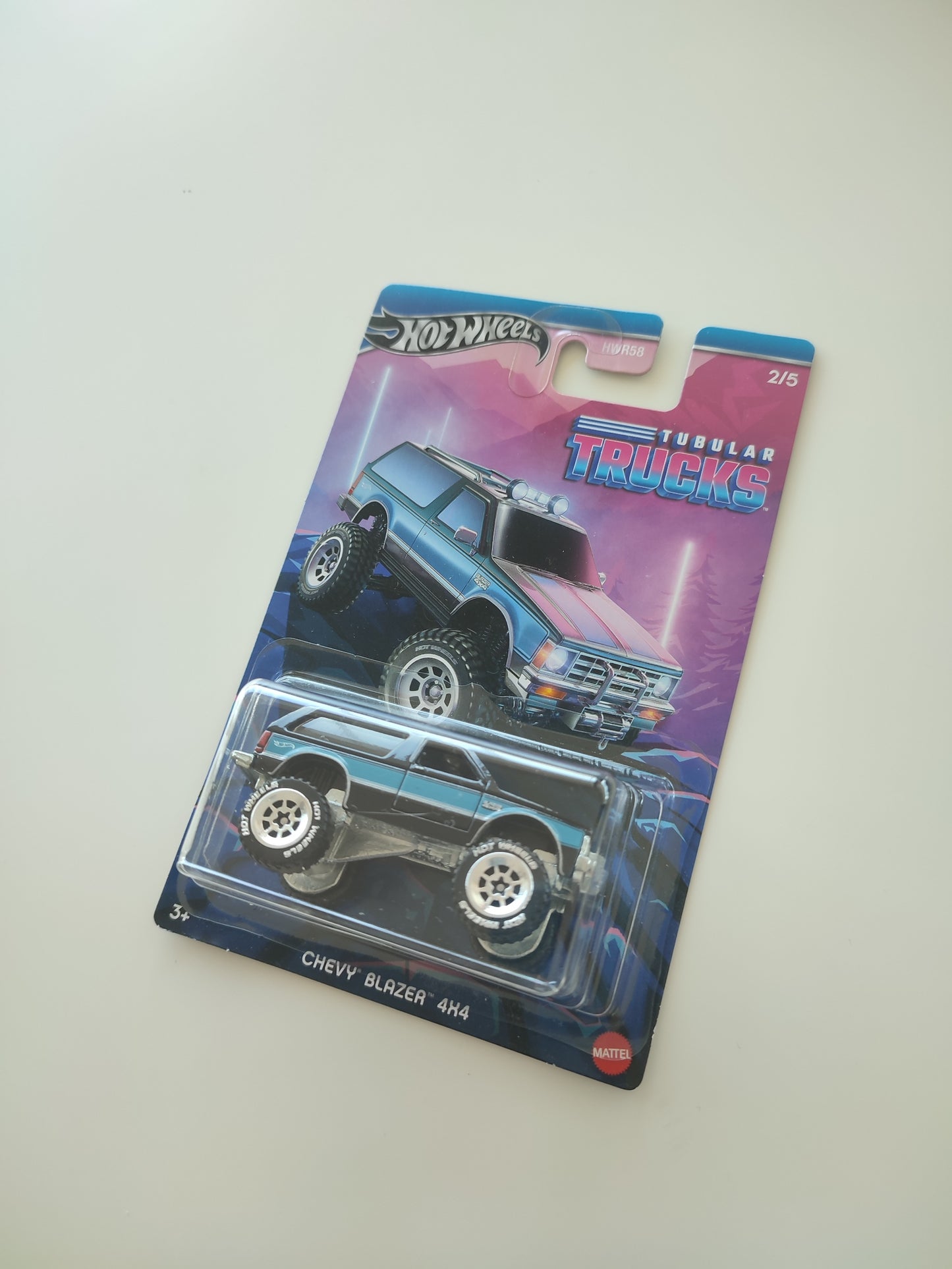 Hot Wheels Tubular Trucks Chevy Blazer 4x4