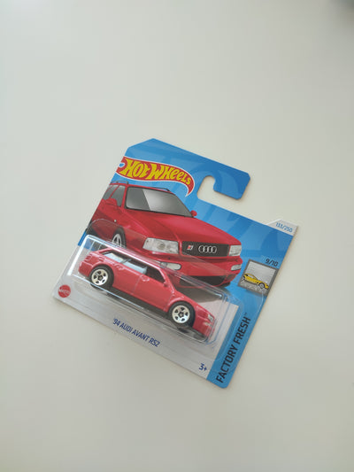 Hot Wheels Regular - '94 Audi Avant RS2 (133/250, Kırmızı)